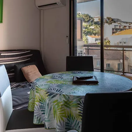 T2 + Au Lavandou, Proche Plage, Climatisation, Parking Prive - Fr-1-803-19 * Le Lavandou