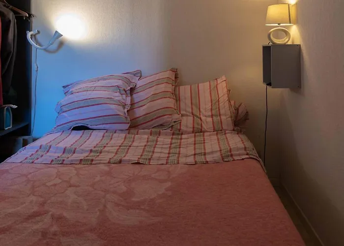 Location T2 + Avec Parking, Centre, Proche - Fr-1-803-19 Le Lavandou